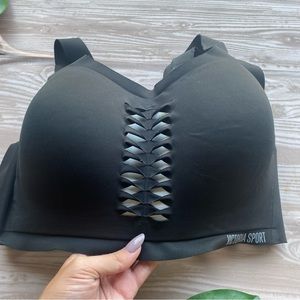Victoria Secret SPORTs BRA 34 DDD Angel Max padded supportive black